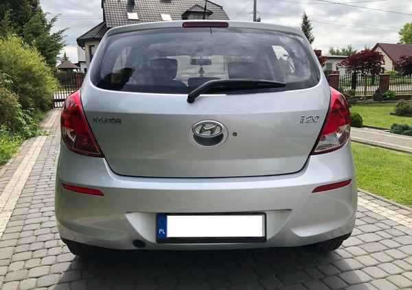 Hyundai i20 cena 19900 przebieg: 176000, rok produkcji 2013 z Kielce małe 137